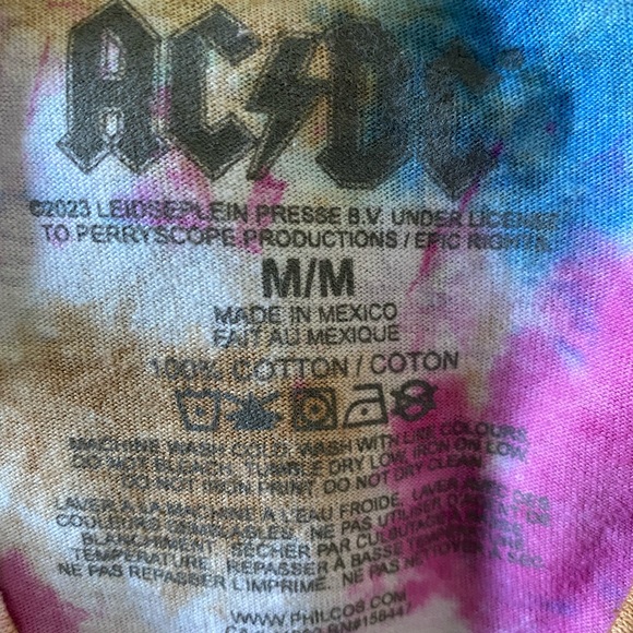 ⚡️ NWOT AC/DC tie dye licensed graphic tee - Picture 3 of 3